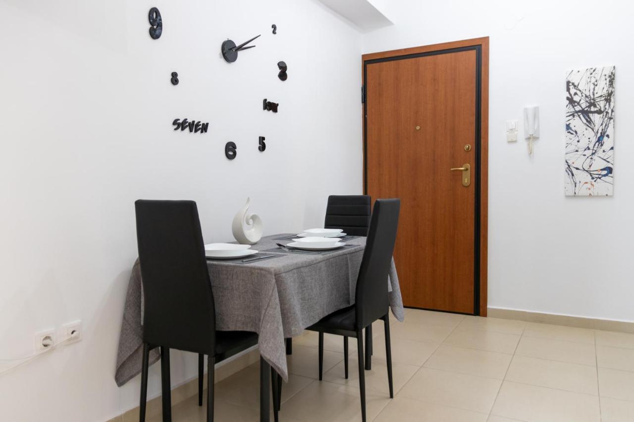 K6 Fashion Sparta Apartment Luaran gambar